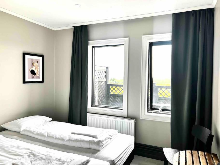 The Greyhouse "Small Apartment" Хофн Экстерьер фото